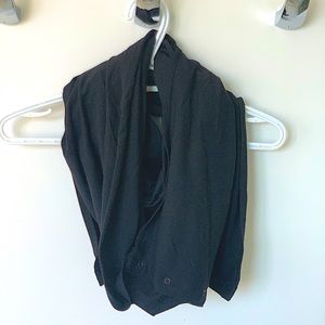Vinyasa Scarf - Blk, like New